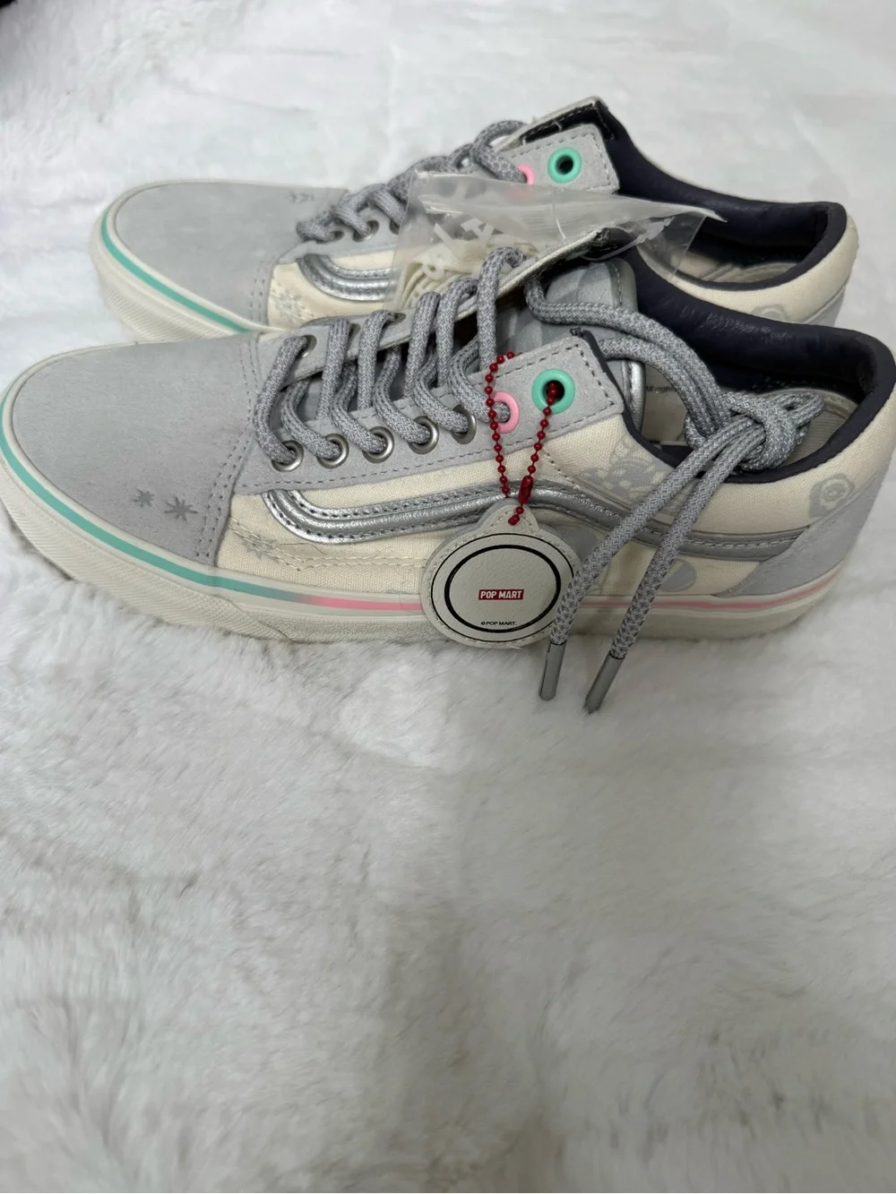 Vans x POP MART HIRONO Old Skool Sneakers Women’s 8 New